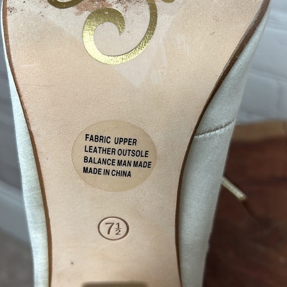 Seychelles I Do Pump in Ivory - Picture 12 of 14